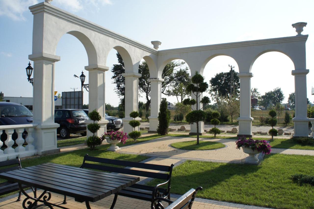 Villa Demetrios Kaluszyn  Exterior foto